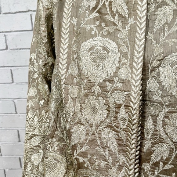 Bella Tu Women’s Selena Embroidered Metallic Jacket - Picture 6 of 9